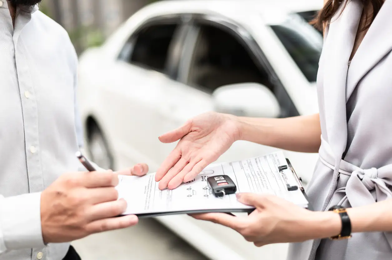 termos de contrato para seguro de carro